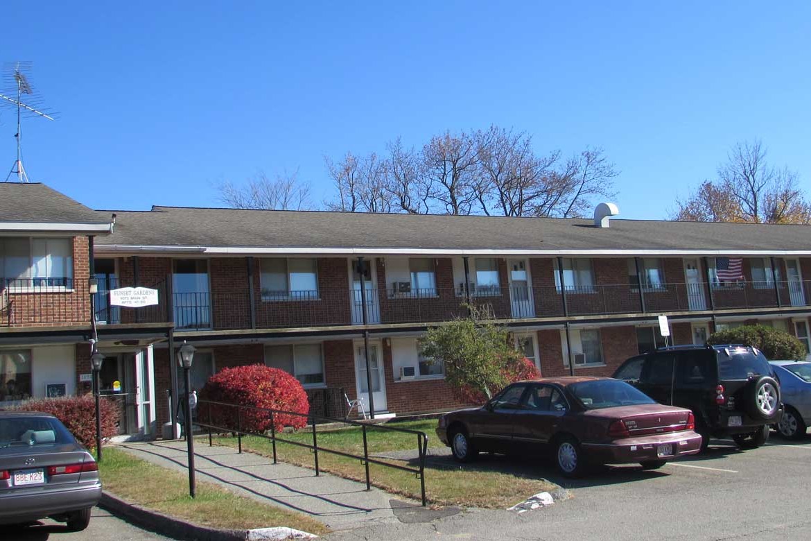 Side view of the sunset gardens property